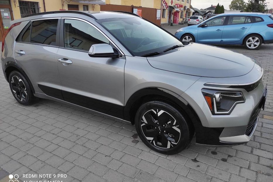 Продам Kia Niro 64 кВт. 2023 года в Львове