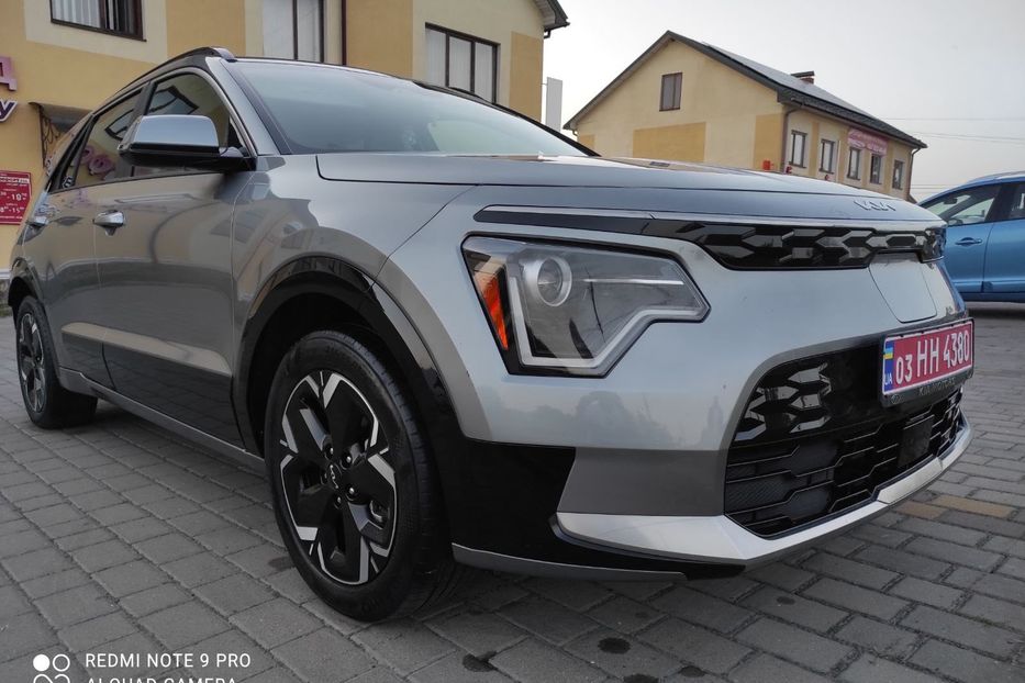 Продам Kia Niro 64 кВт. 2023 года в Львове