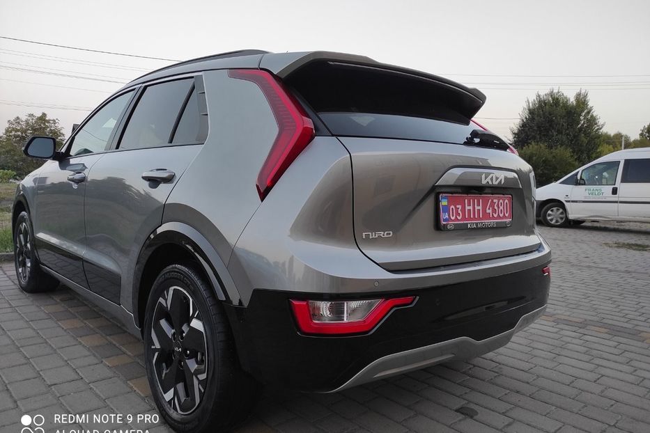 Продам Kia Niro 64 кВт. 2023 года в Львове