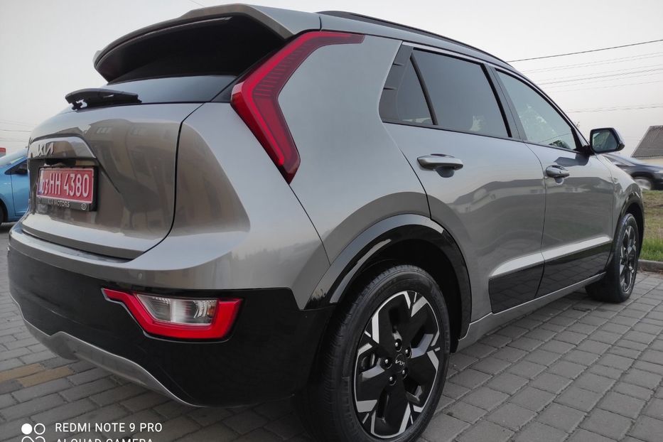 Продам Kia Niro 64 кВт. 2023 года в Львове