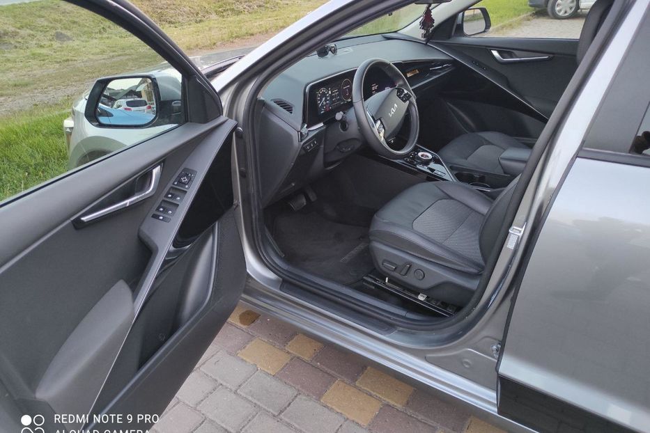 Продам Kia Niro 64 кВт. 2023 года в Львове