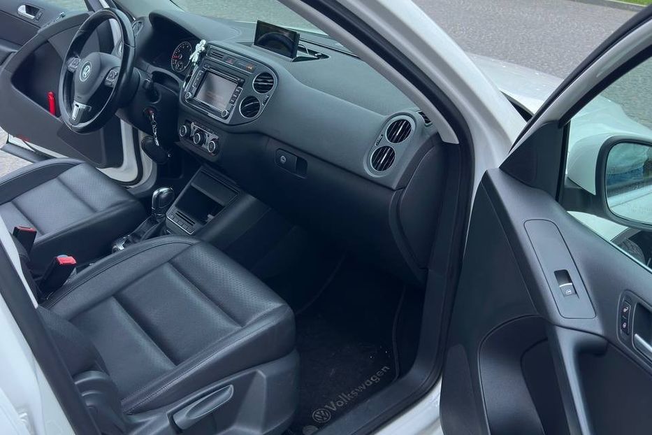 Продам Volkswagen Tiguan 2.0 Бензин Автомат 2011 года в Львове