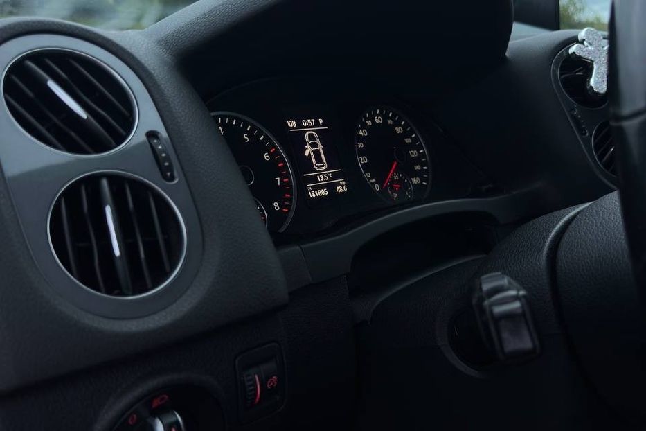 Продам Volkswagen Tiguan 2.0 Бензин Автомат 2011 года в Львове