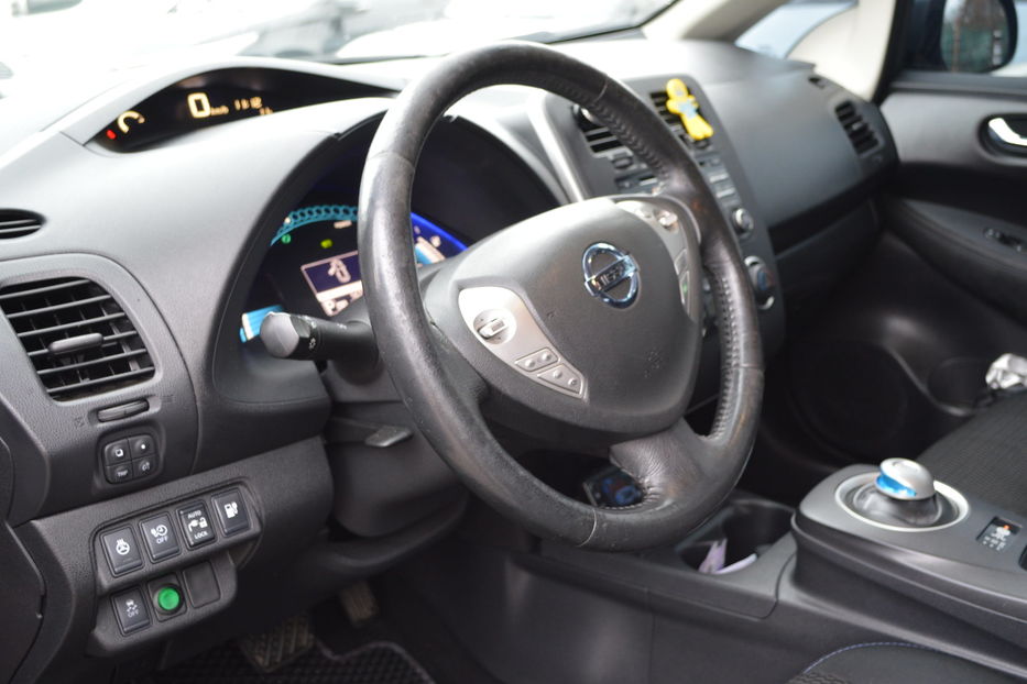 Продам Nissan Leaf 2015 года в Одессе