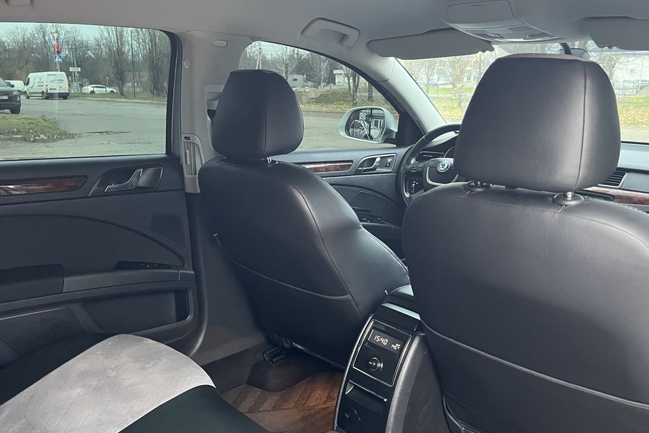 Продам Skoda Superb Hightline 4х4 2012 года в Николаеве