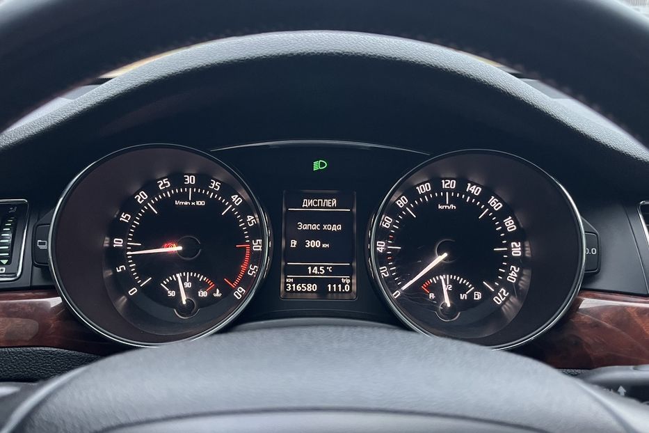 Продам Skoda Superb Hightline 4х4 2012 года в Николаеве