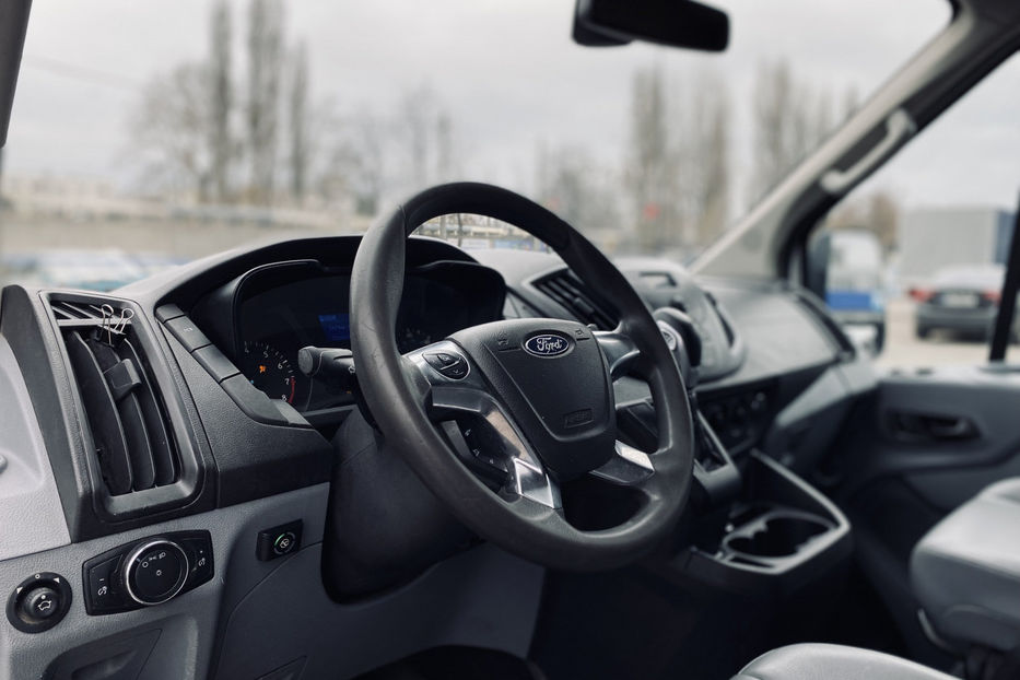 Продам Ford Transit груз. 2015 года в Киеве