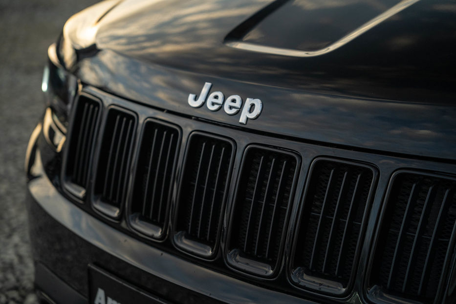 Продам Jeep Grand Cherokee Limited 2016 года в Черновцах