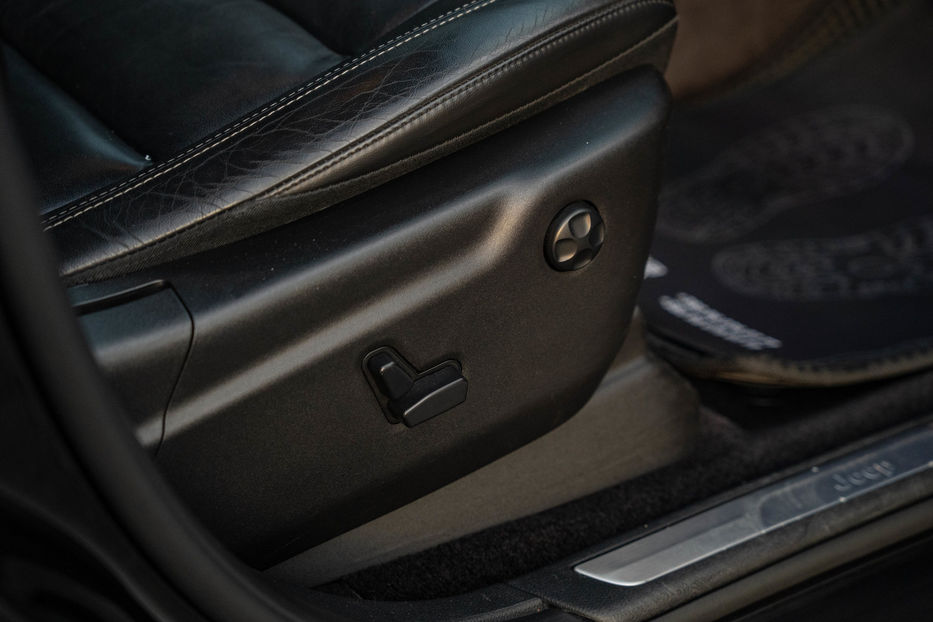 Продам Jeep Grand Cherokee Limited 2016 года в Черновцах