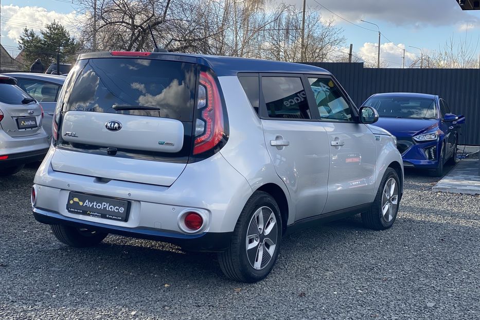 Продам Kia Soul 30 квт 2017 года в Луцке