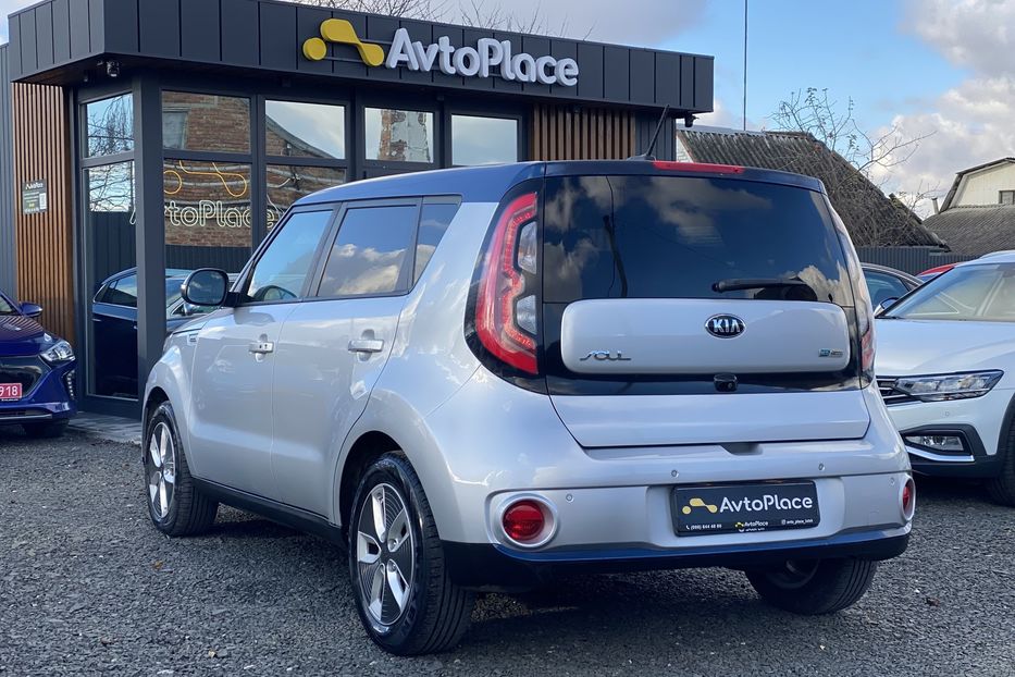 Продам Kia Soul 30 квт 2017 года в Луцке