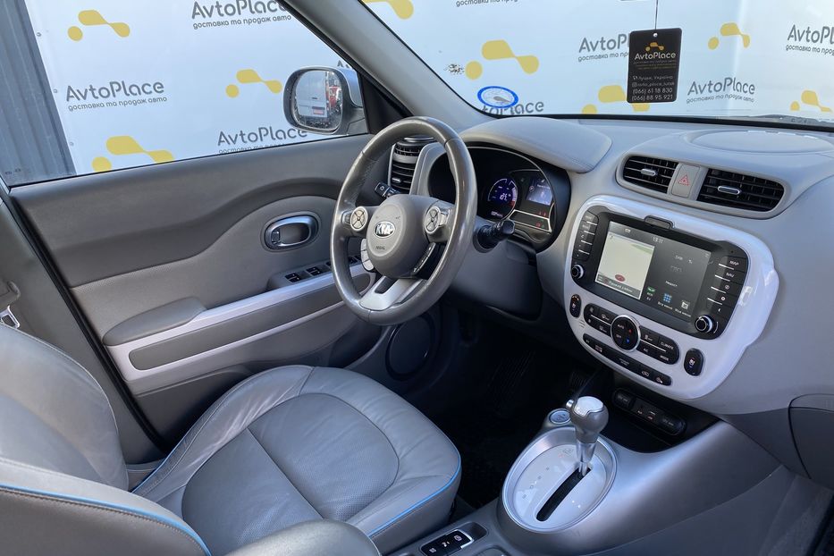 Продам Kia Soul 30 квт 2017 года в Луцке