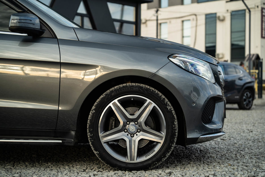 Продам Mercedes-Benz GLE-Class 350 d 4MATIC 2016 года в Черновцах