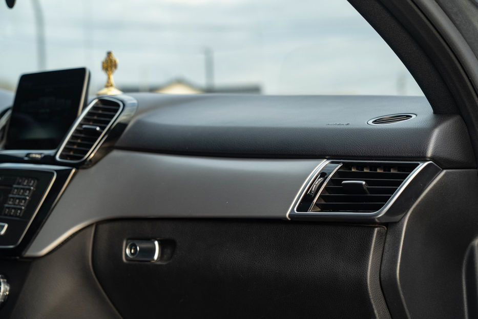 Продам Mercedes-Benz GLE-Class 350 d 4MATIC 2016 года в Черновцах