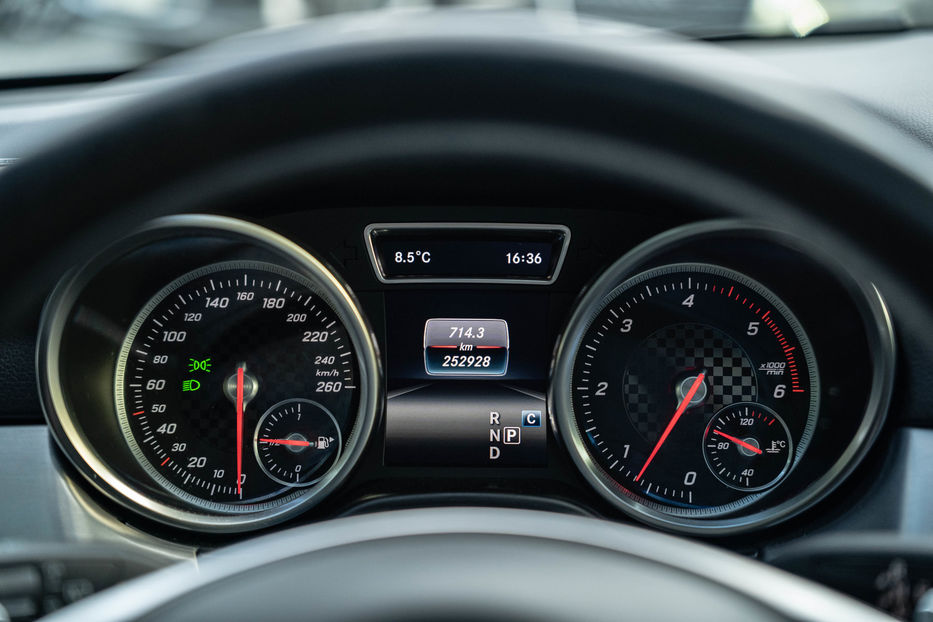 Продам Mercedes-Benz GLE-Class 350 d 4MATIC 2016 года в Черновцах