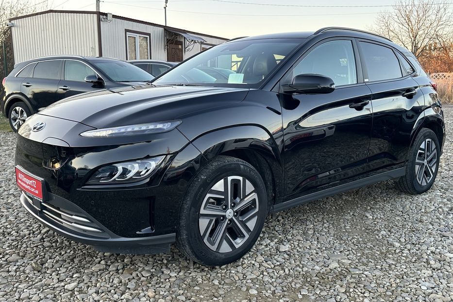 Продам Hyundai Kona 64kWhМакс.комплектація PREMIUM 2021 года в Львове