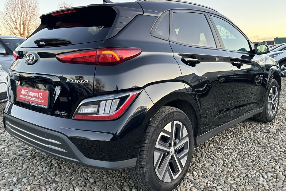 Продам Hyundai Kona 64kWhМакс.комплектація PREMIUM 2021 года в Львове