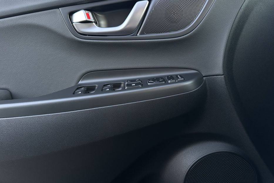 Продам Hyundai Kona 64kWhМакс.комплектація PREMIUM 2021 года в Львове