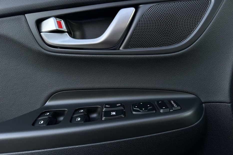 Продам Hyundai Kona 64kWhМакс.комплектація PREMIUM 2021 года в Львове