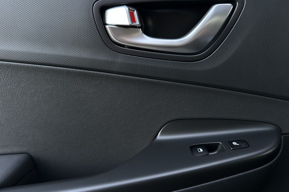 Продам Hyundai Kona 64kWhМакс.комплектація PREMIUM 2021 года в Львове