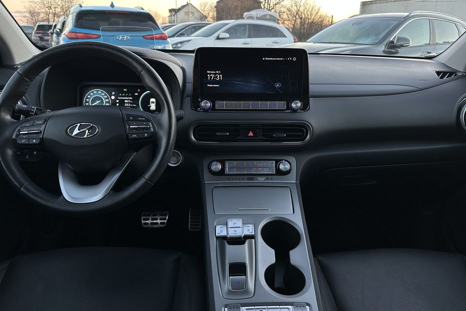 Продам Hyundai Kona 64kWhМакс.комплектація PREMIUM 2021 года в Львове