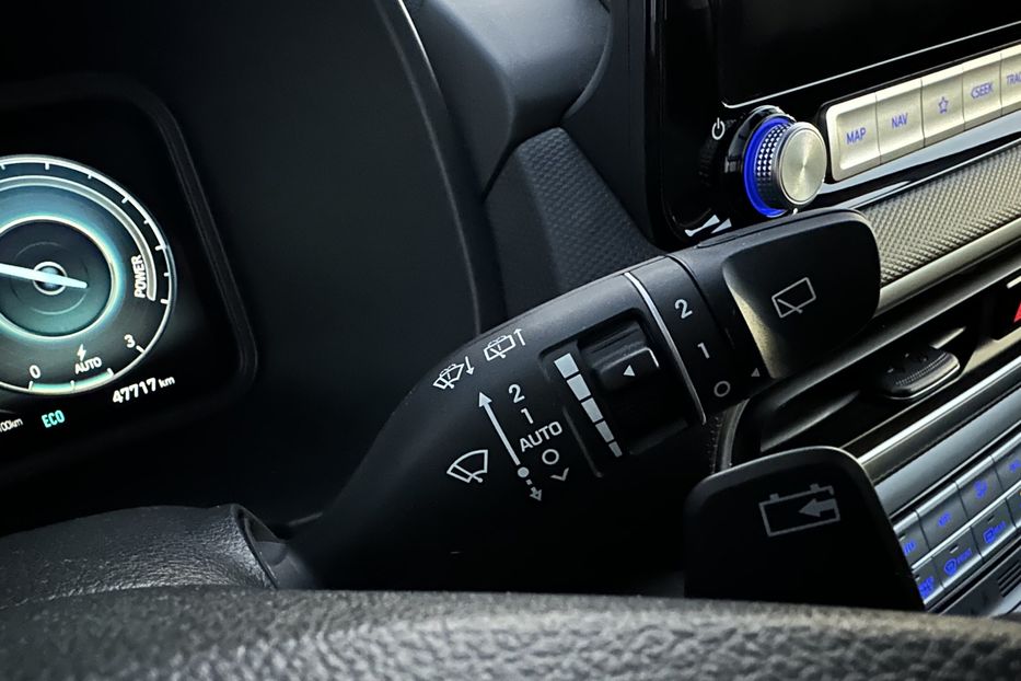 Продам Hyundai Kona 64kWhМакс.комплектація PREMIUM 2021 года в Львове