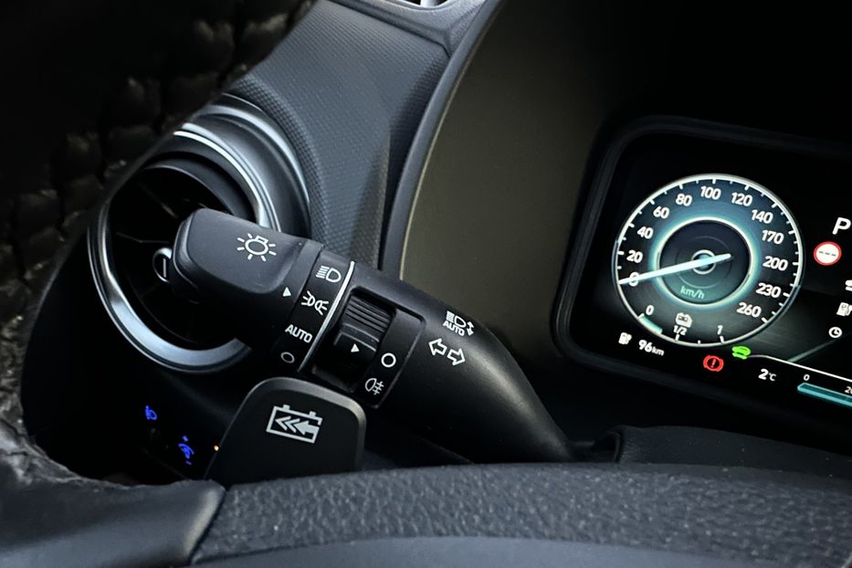 Продам Hyundai Kona 64kWhМакс.комплектація PREMIUM 2021 года в Львове