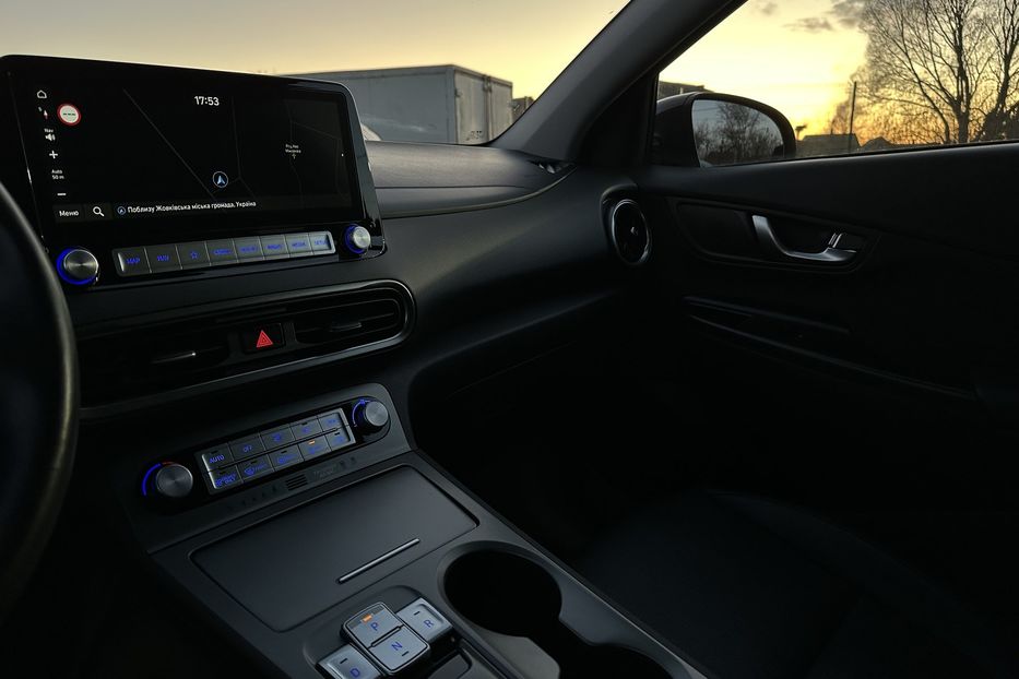 Продам Hyundai Kona 64kWhМакс.комплектація PREMIUM 2021 года в Львове