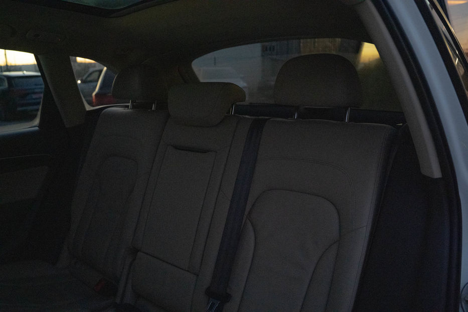 Продам Audi Q5 Premium Plus 2016 года в Черновцах