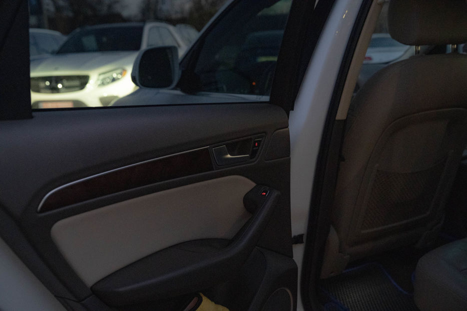 Продам Audi Q5 Premium Plus 2016 года в Черновцах