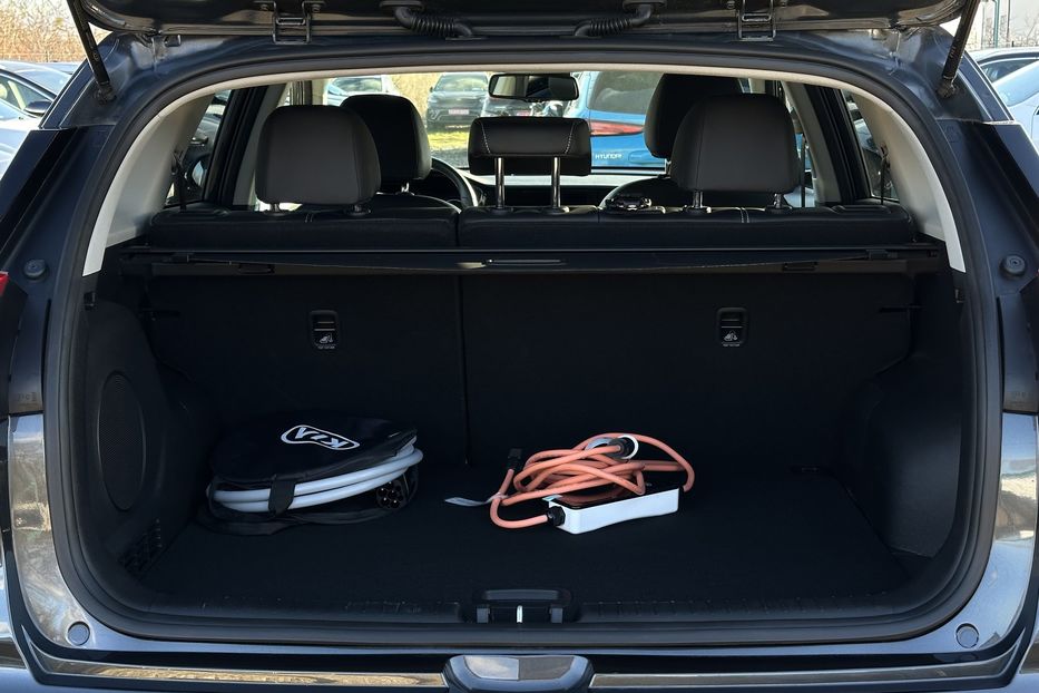 Продам Kia Niro  64 кВт Макс. комплектація 2021 года в Львове