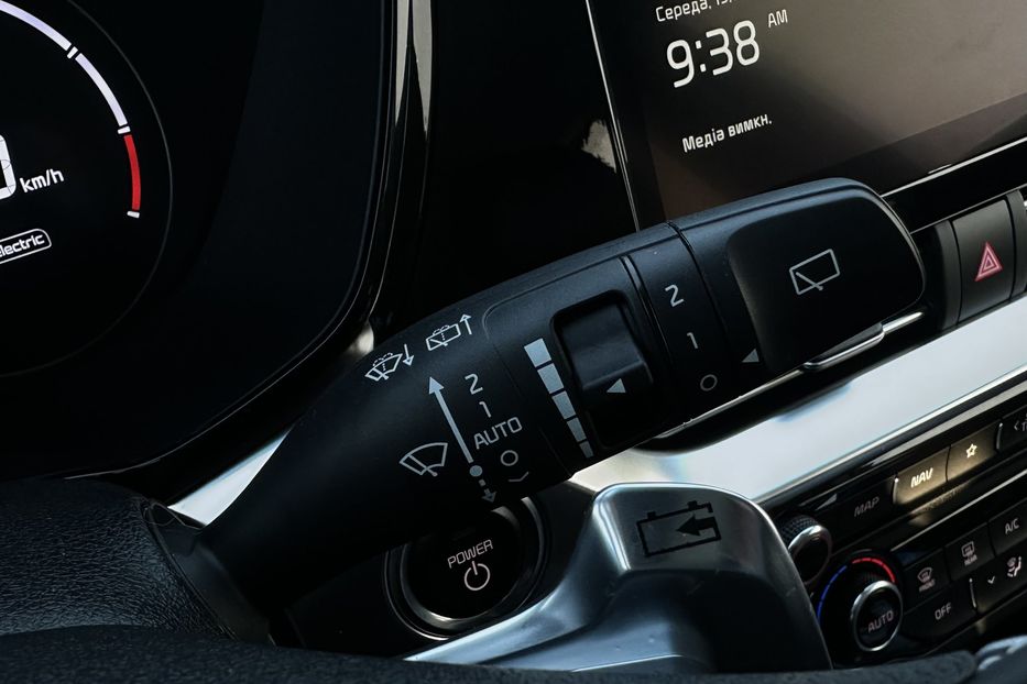 Продам Kia Niro  64 кВт Макс. комплектація 2021 года в Львове