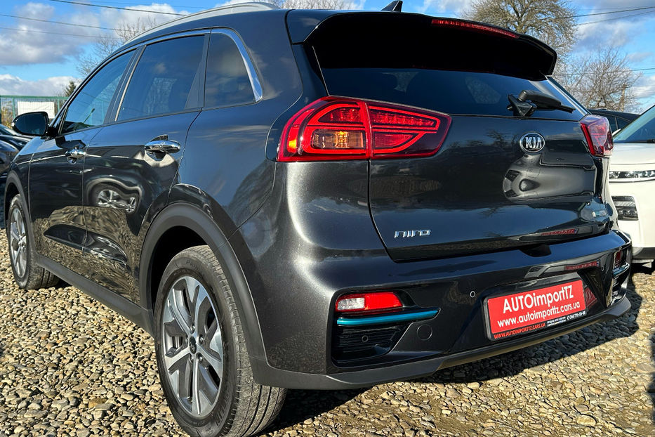 Продам Kia Niro  64 кВт Макс. комплектація 2021 года в Львове