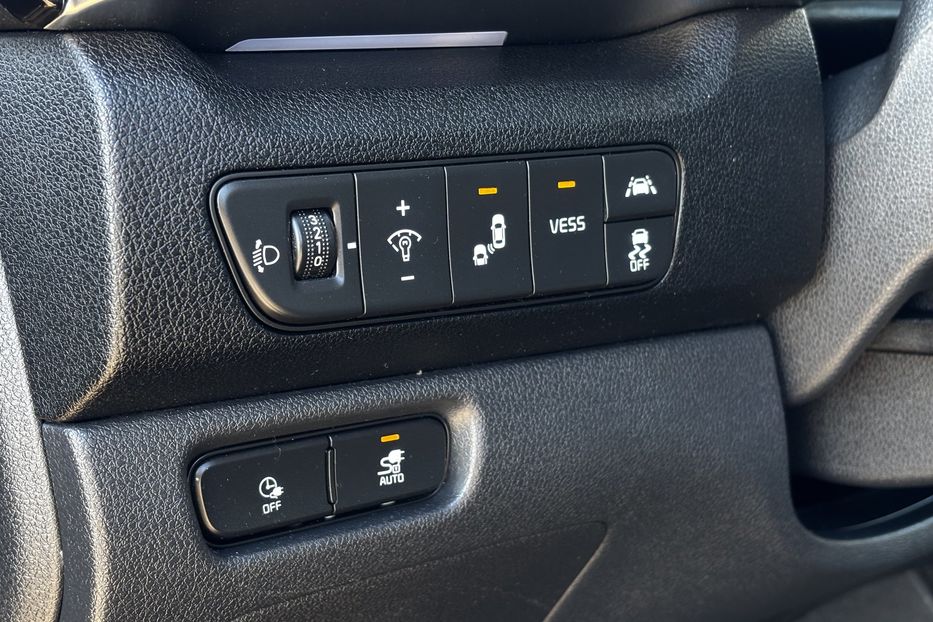 Продам Kia Niro 64 KW макс. комплектація 2021 года в Львове