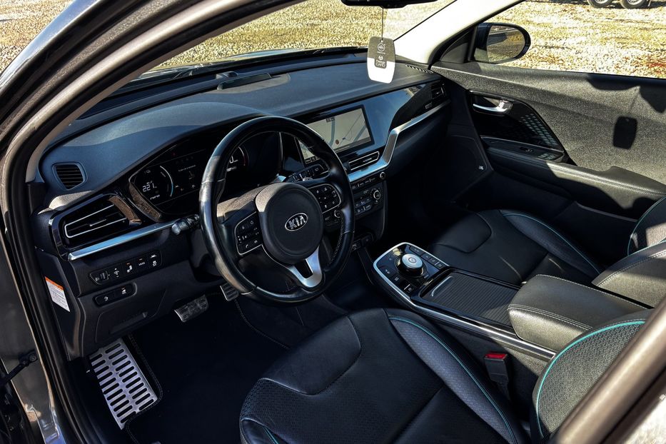 Продам Kia Niro 64 KW макс. комплектація 2021 года в Львове