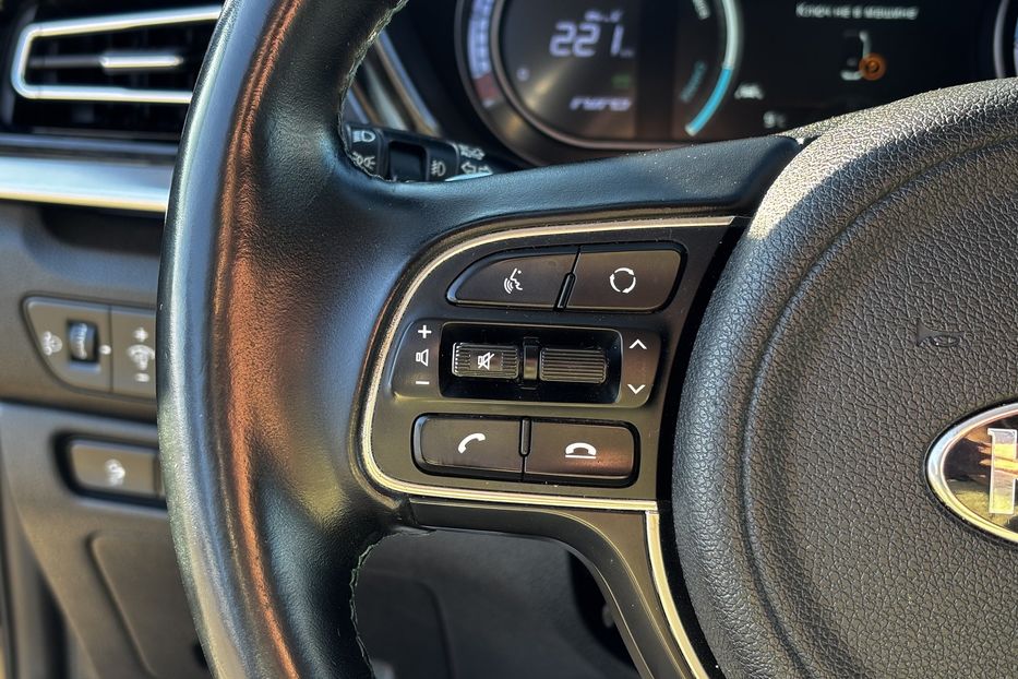 Продам Kia Niro 64 KW макс. комплектація 2021 года в Львове