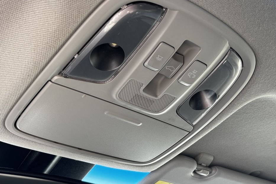 Продам Kia Niro 64 KW макс. комплектація 2021 года в Львове