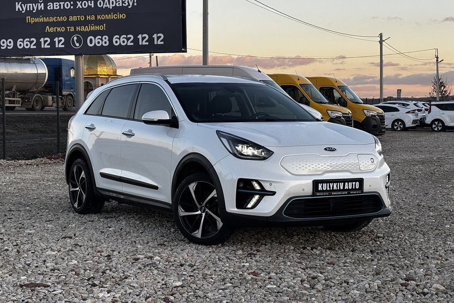 Продам Kia Niro 64 kWt  2020 года в Львове