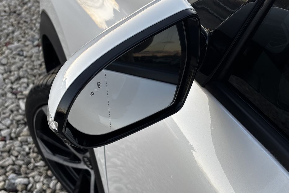 Продам Kia Niro 64 kWt  2020 года в Львове