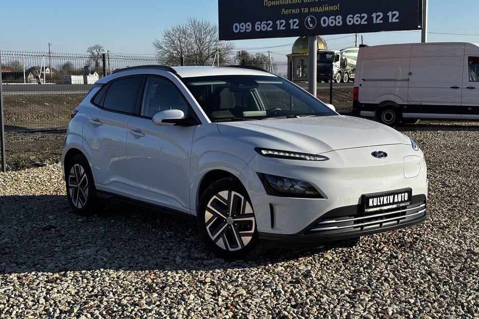 Продам Hyundai Kona 64 kwt 2022 года в Львове