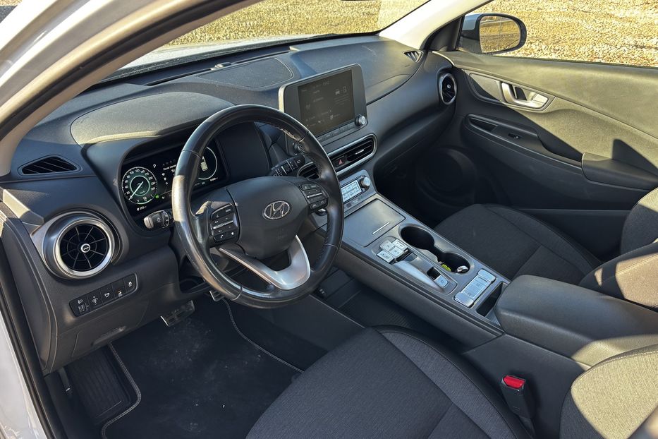 Продам Hyundai Kona 64 kwt 2022 года в Львове