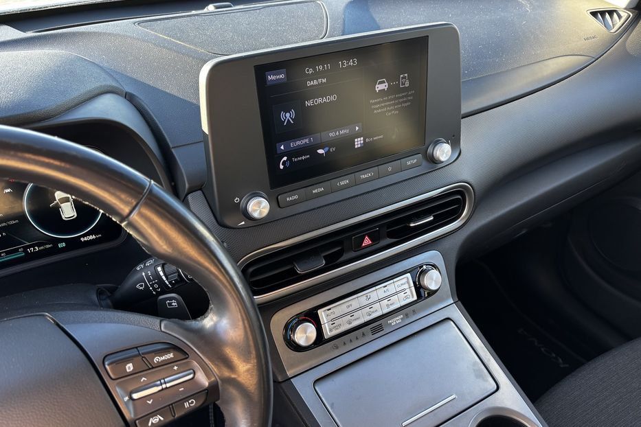 Продам Hyundai Kona 64 kwt 2022 года в Львове