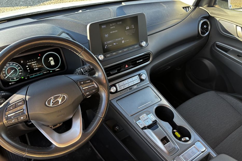 Продам Hyundai Kona 64 kwt 2022 года в Львове
