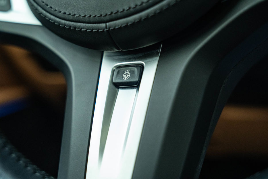 Продам BMW 330 I xDrive 2019 года в Черновцах