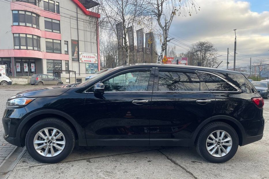 Продам Kia Sorento 2020 года в Черновцах