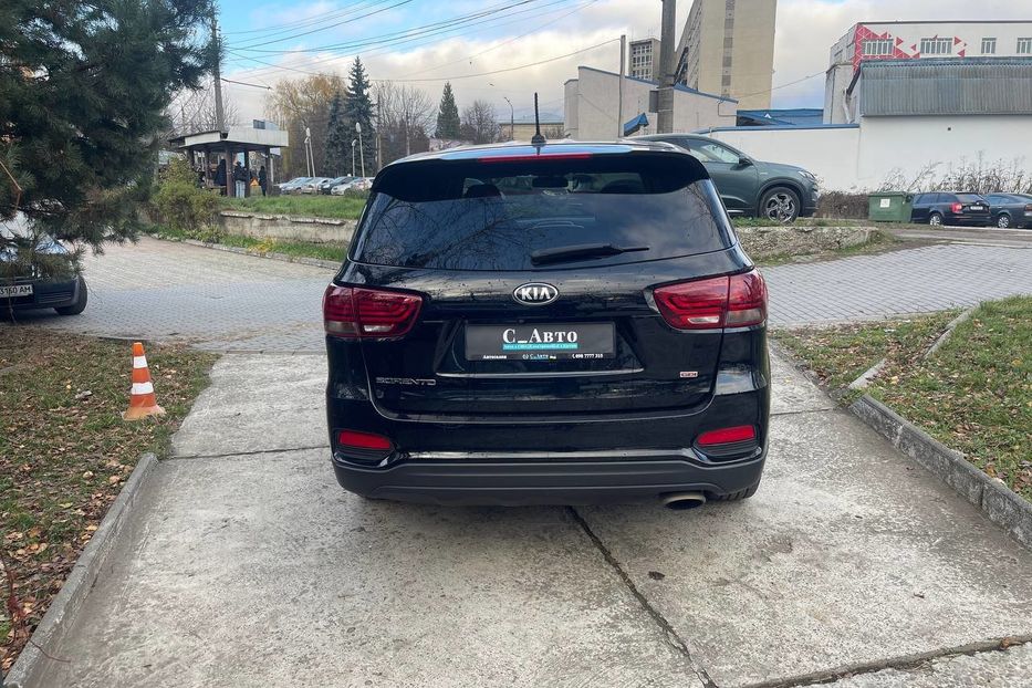Продам Kia Sorento 2020 года в Черновцах