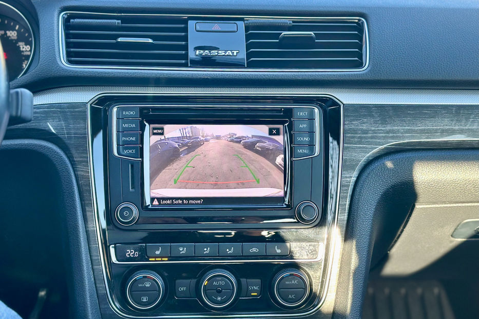 Продам Volkswagen Passat B7 (FL)/NMS 2018 года в Киеве