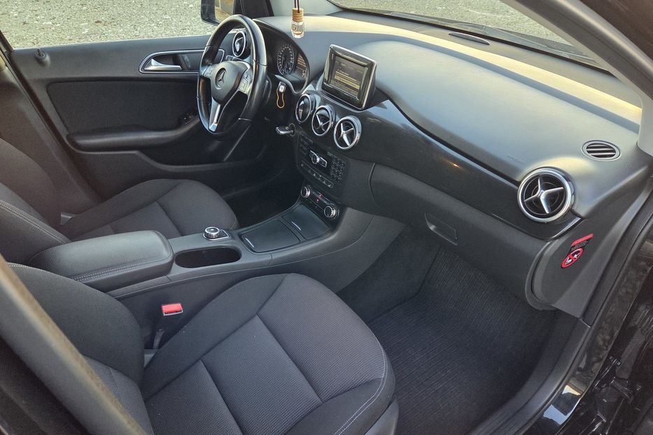 Продам Mercedes-Benz B-Class 2012 года в Львове