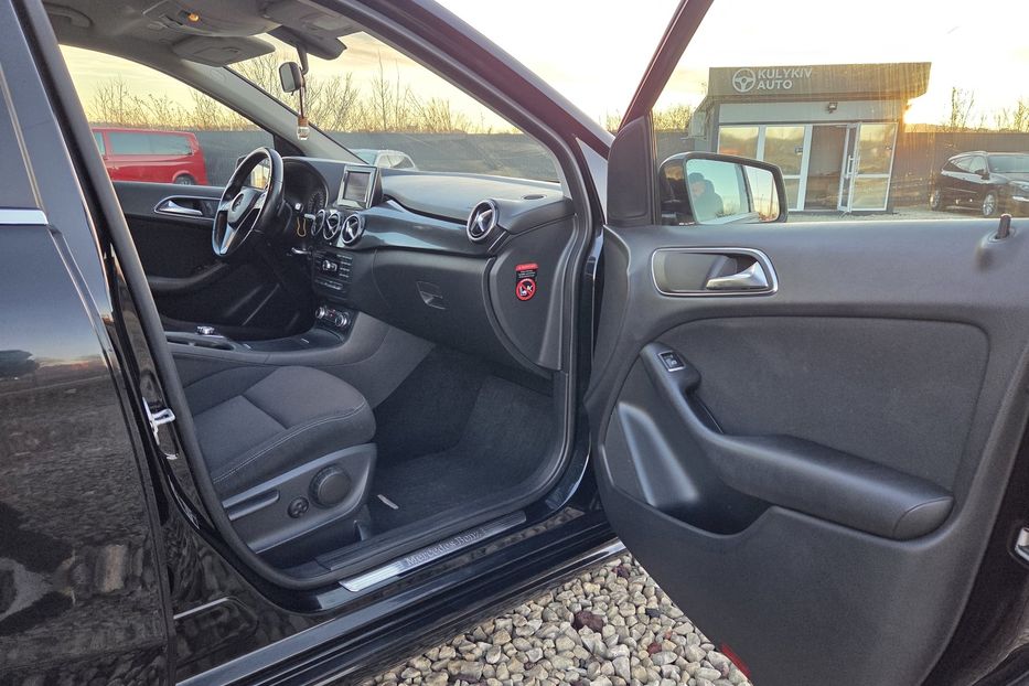 Продам Mercedes-Benz B-Class 2012 года в Львове