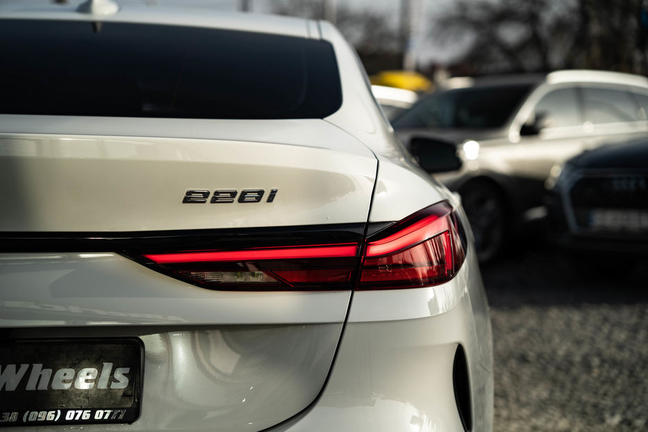 Продам BMW 2 Series 228 I xDrive Gran Coupe 2020 года в Черновцах